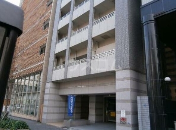 15/22 エントランス