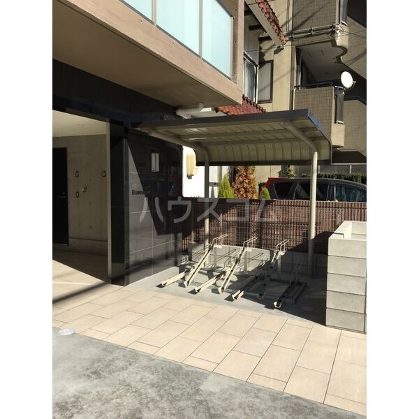 19/29 エントランス