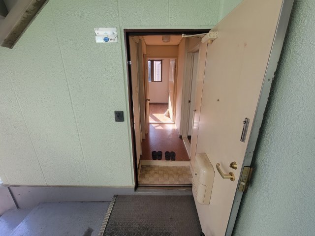 17/26 エントランス