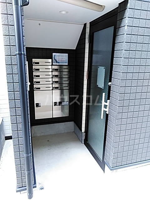 22/29 エントランス