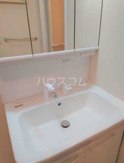 13/19 洗面