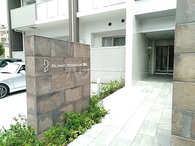 19/22 エントランス