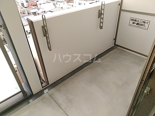 25/30 バルコニー