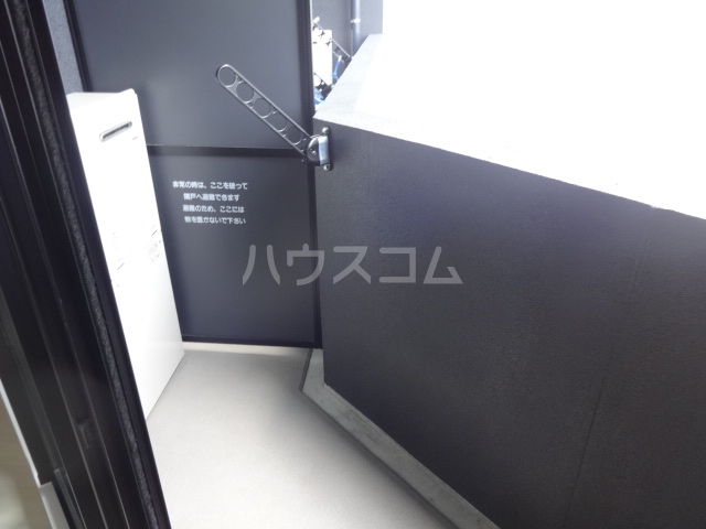 15/28 バルコニー