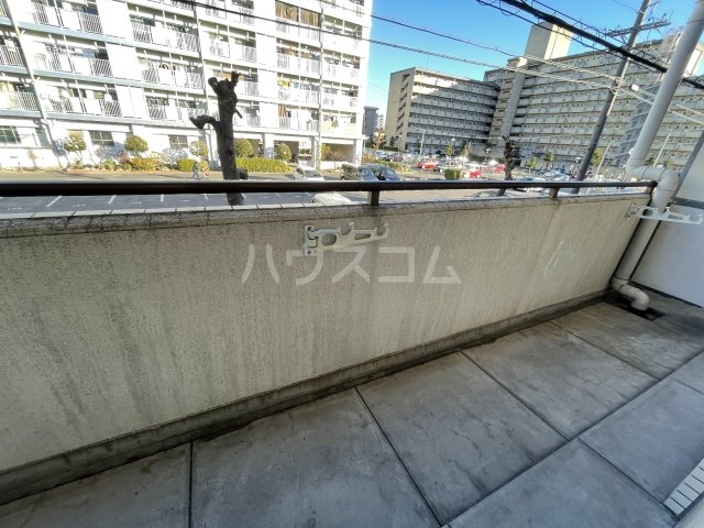 18/28 バルコニー