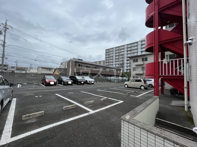 14/22 駐車場