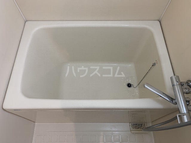 16/30 浴室