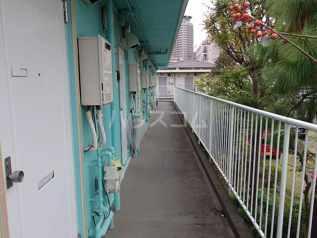 19/29 エントランス