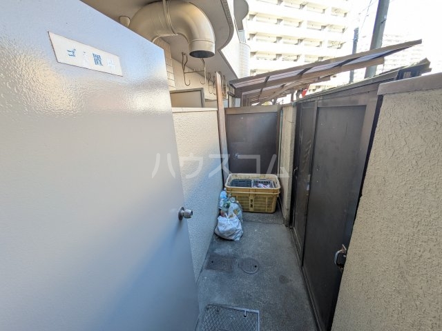 15/28 バルコニー