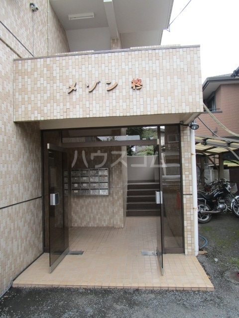 13/22 エントランス