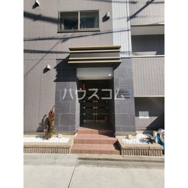 2/5 エントランス