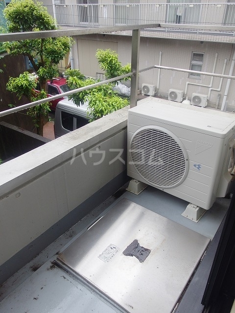 21/30 バルコニー