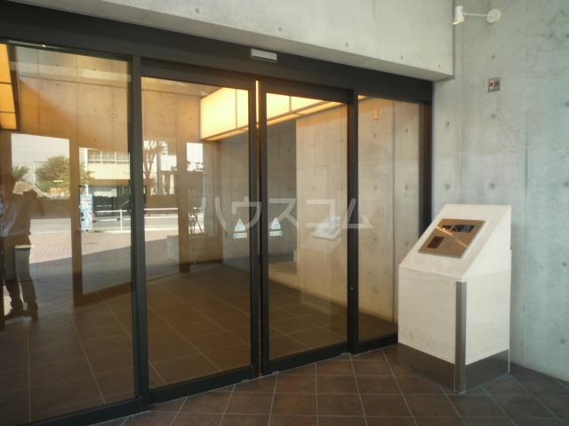 22/29 エントランス