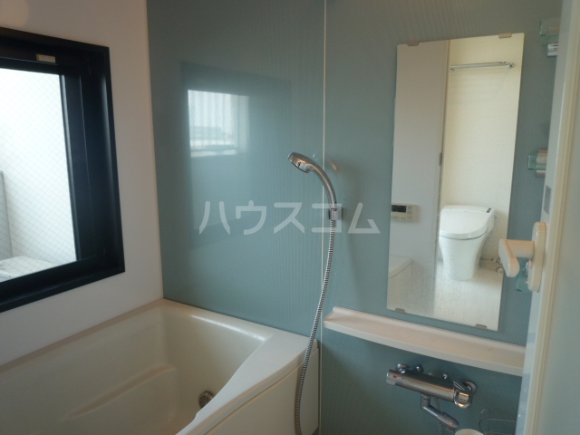13/29 浴室