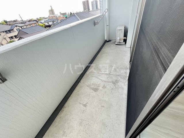 21/30 バルコニー