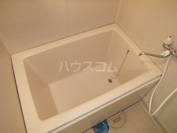 18/27 浴室