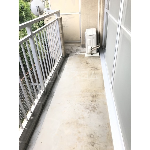 16/25 バルコニー