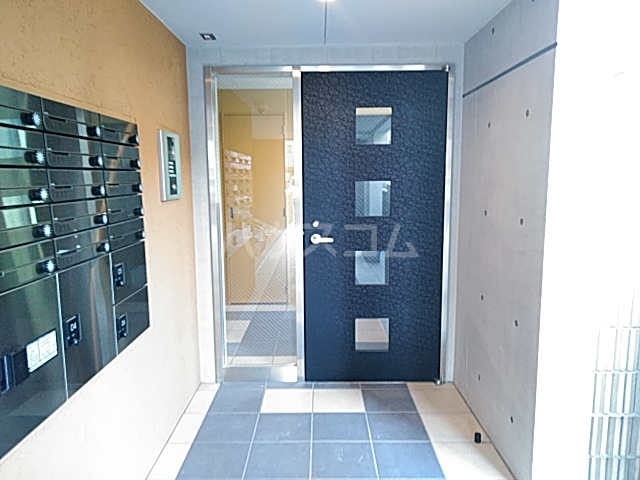 3/10 エントランス