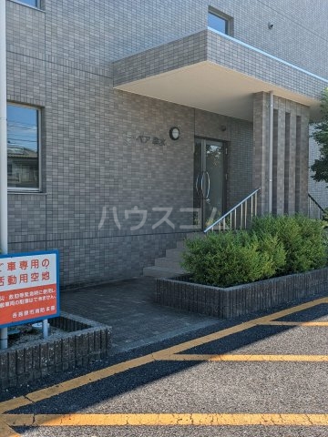 24/26 エントランス