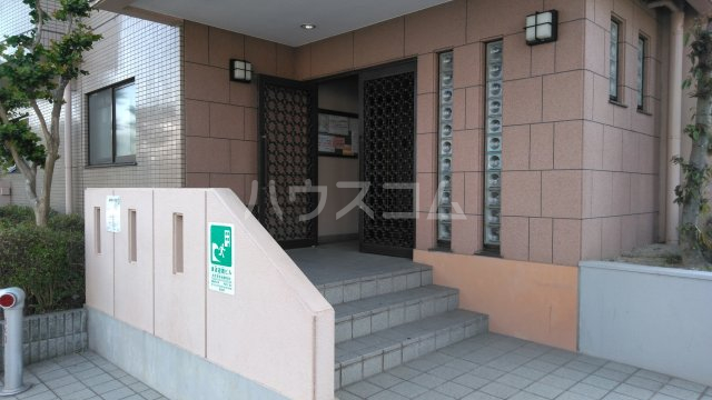 20/29 エントランス