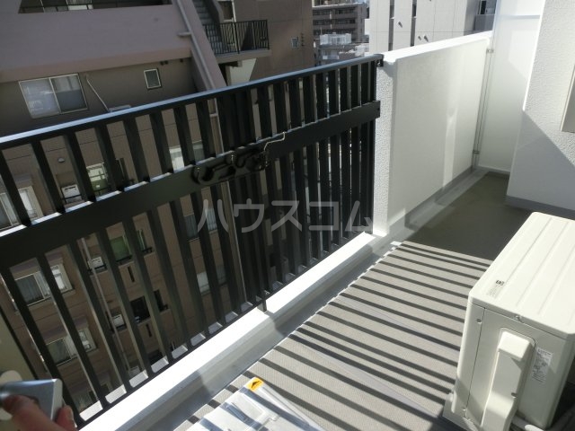 15/28 バルコニー