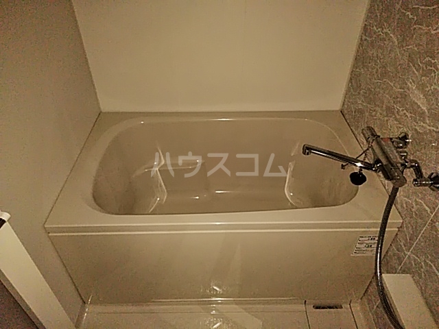 14/30 浴室