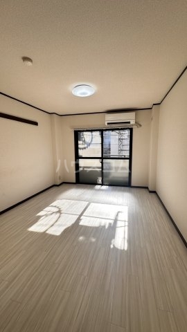 2/30 リビング/ダイニング