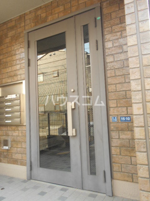 14/22 エントランス