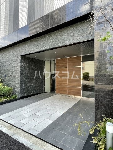 14/23 エントランス