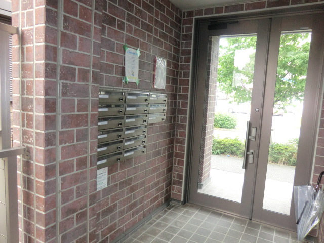 20/30 エントランス