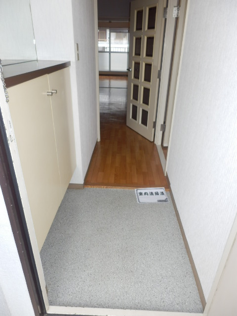 17/22 エントランス