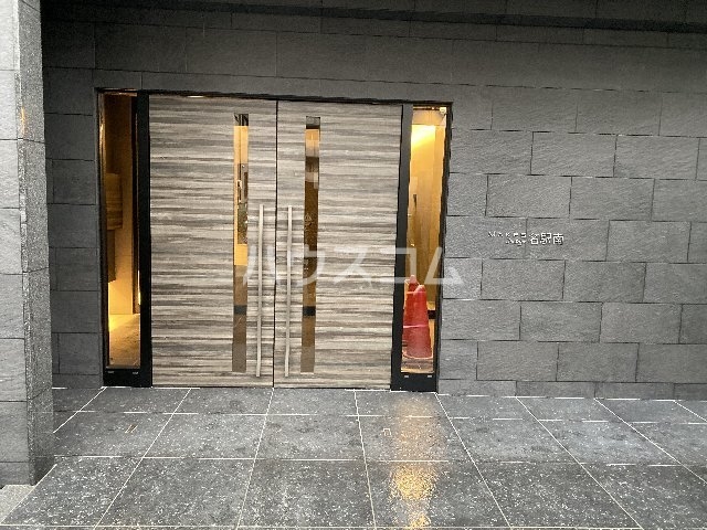 21/29 エントランス