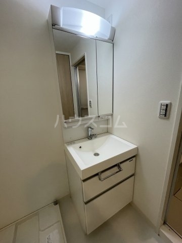 15/30 洗面