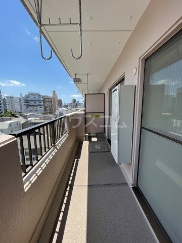 19/30 バルコニー