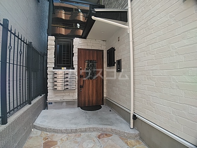 29/30 エントランス