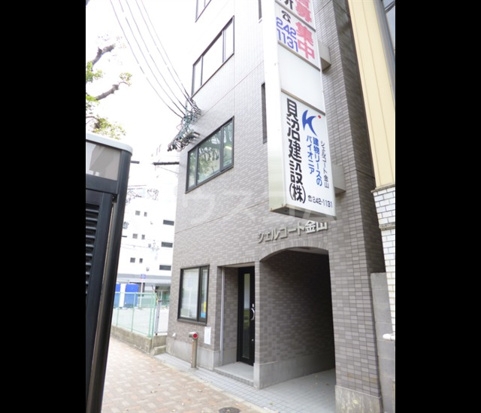 15/21 エントランス