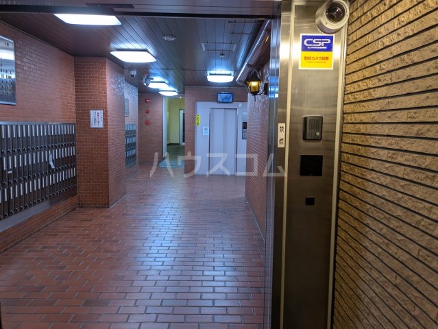 19/22 エントランス