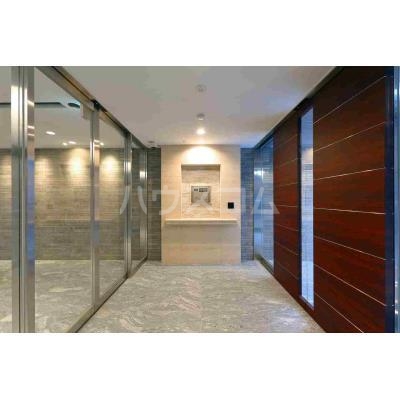 14/20 エントランス