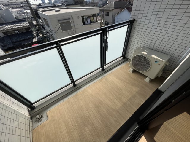 16/28 バルコニー