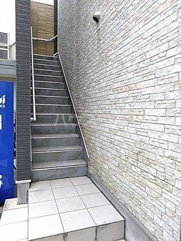 22/29 エントランス