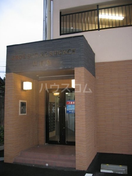 22/29 エントランス