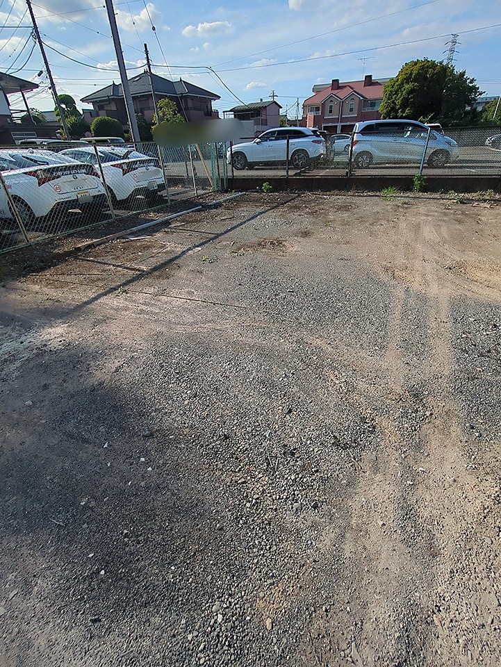16/26 駐車場