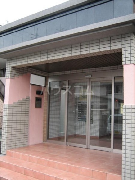 21/29 エントランス