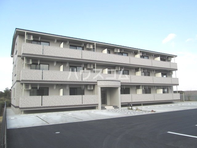 Ｃｅｎｔ　ｔｒｅｎｔｅ‐ｅｔ‐ｕｎ　Ｋａｚ．外観