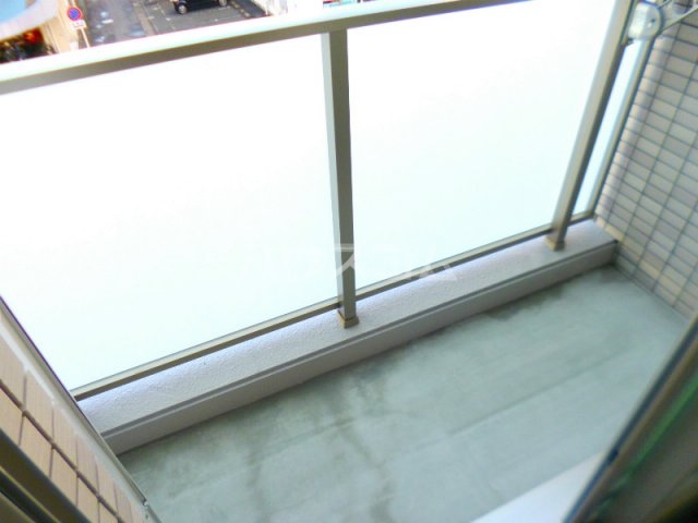 16/27 バルコニー