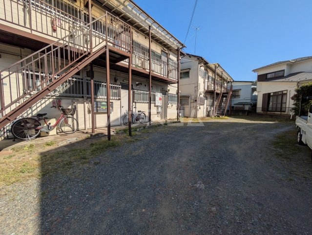 14/14 駐車場