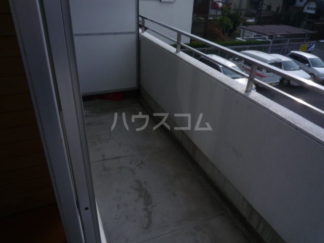 18/28 バルコニー