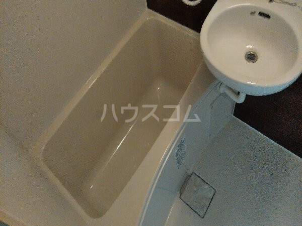 13/29 浴室