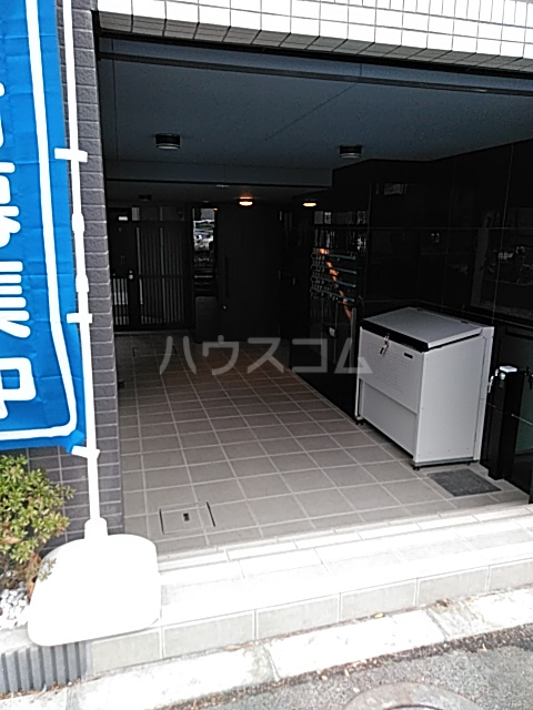 22/29 エントランス