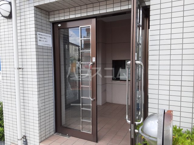 29/30 エントランス